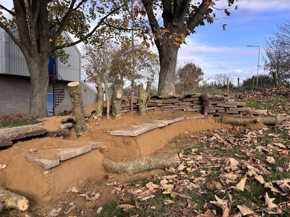 2025-11-08-bijenburcht-4-rv-aeneas-roermond-gereed-jpeg